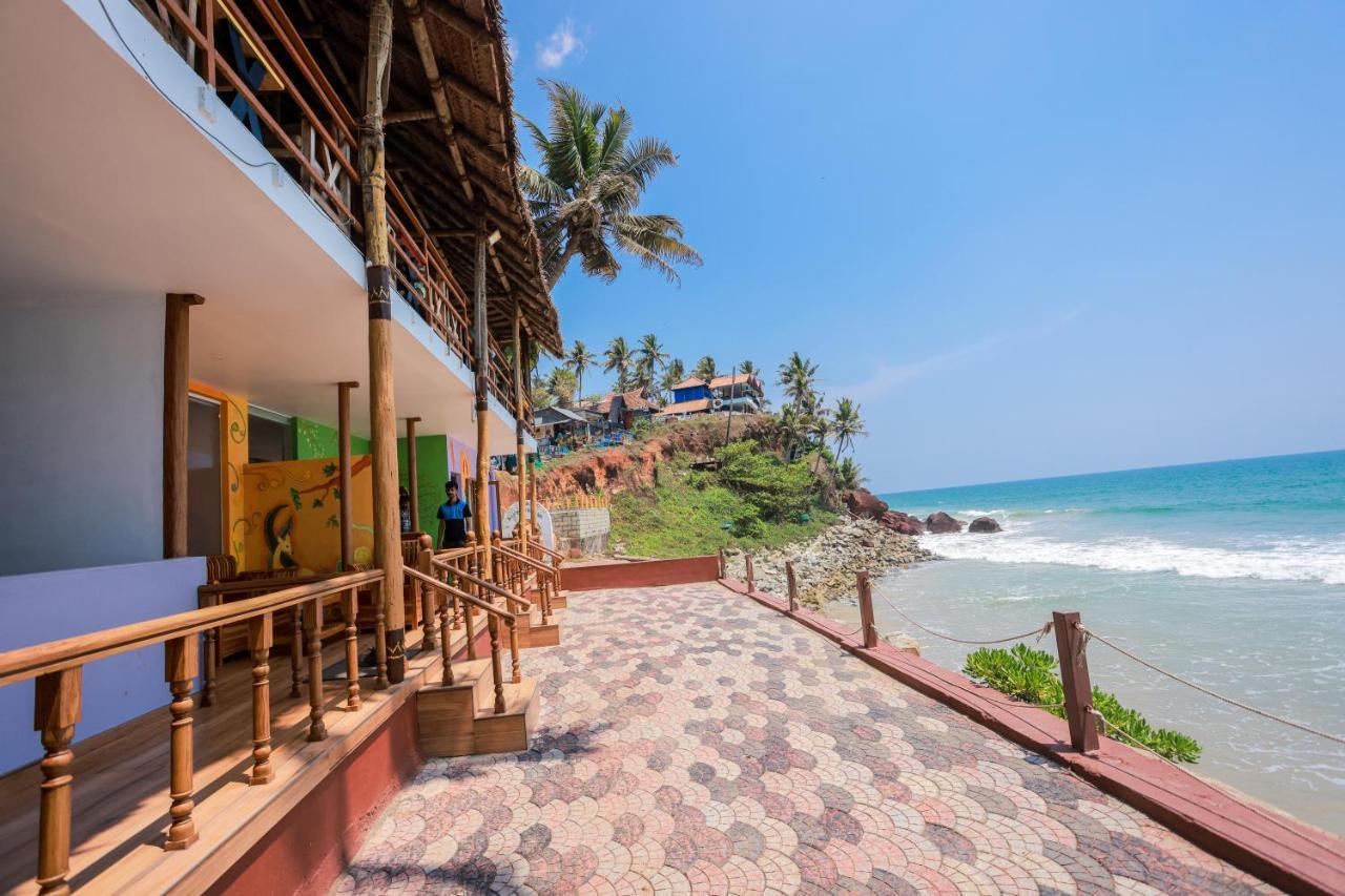 Black Beach Resort Varkala Exterior foto