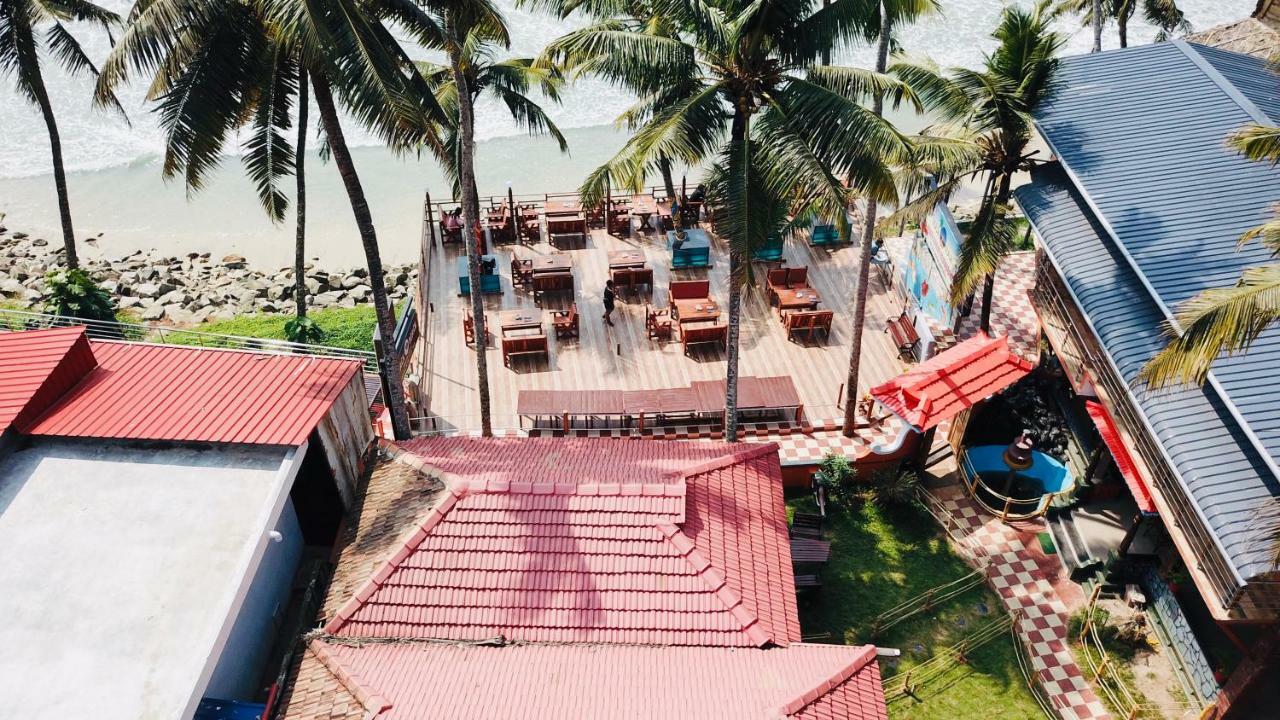 Black Beach Resort Varkala Exterior foto